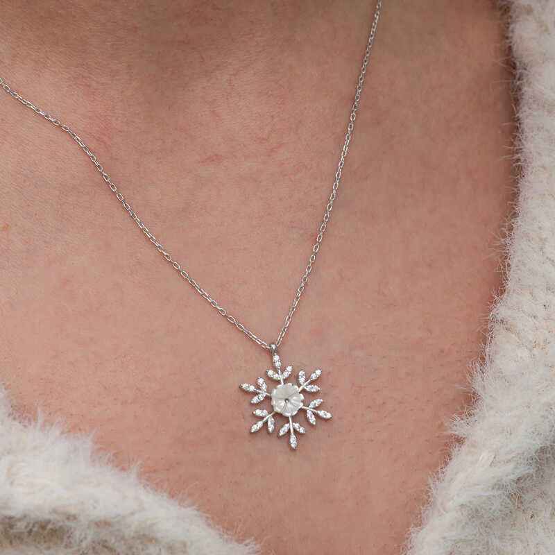 Magnolia Flower Snowflake Women's Silver Necklace