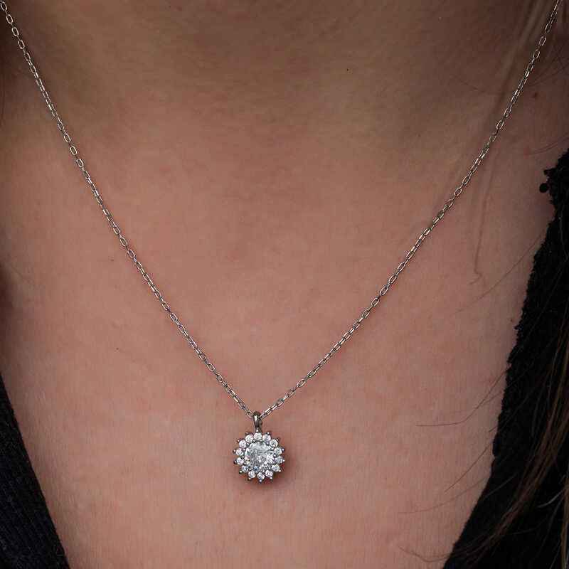Minimal Round Halo Women's Silver Necklace