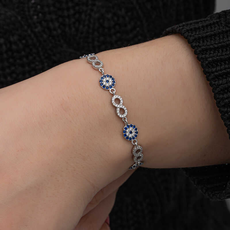 Bracelet en argent pour femme avec perles infinies et mauvais œil