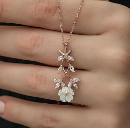 White Spring Flower Rose Plated Silver Necklace