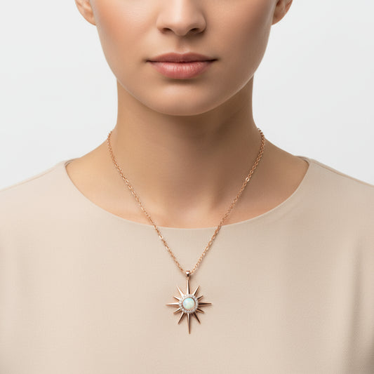 Rosévergoldete Nordstern-Silberkette mit weißem Opalstein