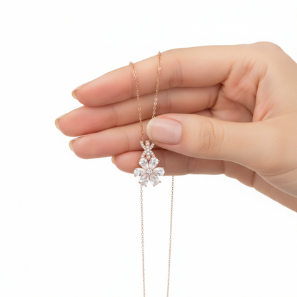 Rosévergoldete weiße Liebesblume Damen Silber Halskette