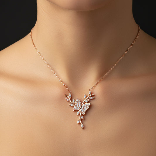 Schmetterling auf Zweig Rose vergoldet Damen Silber Halskette