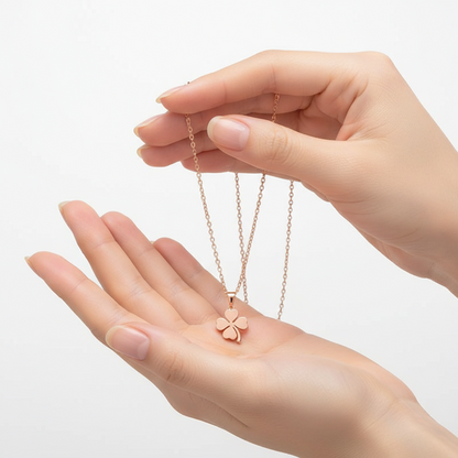 Rosévergoldete Damen-Silberkette mit vierblättrigem Kleeblatt