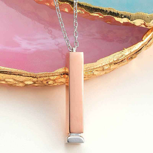 Nameable Bar Women's Silver Pendant Necklace