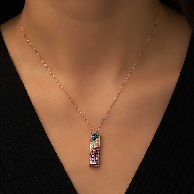 Collier personnalisé en argent plaqué rose arc-en-ciel