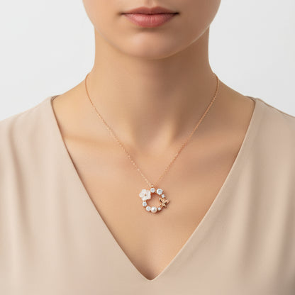 Rosévergoldete Magnolienblüten-Schmetterlings-Damen-Silberkette