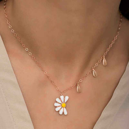 Rose Plated Daisy "He Loves Me, He Loves Me Not" Women's Silver Necklace