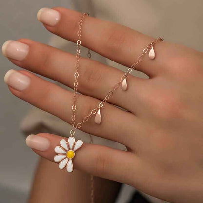 Rose Plated Daisy "He Loves Me, He Loves Me Not" Women's Silver Necklace
