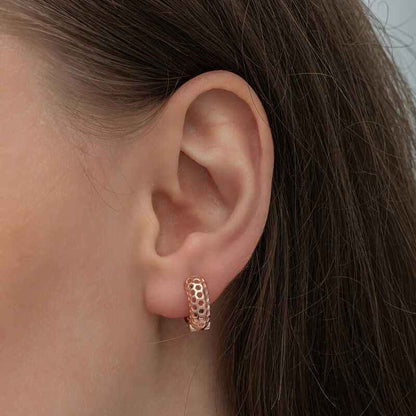 Rose Plated Honeycomb Pattern Women's Silver Earring