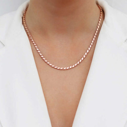 Collier en argent avec chaîne en orge et perles plaquées rose