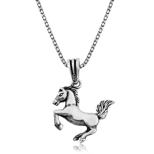 Collier en argent avec cheval cabré