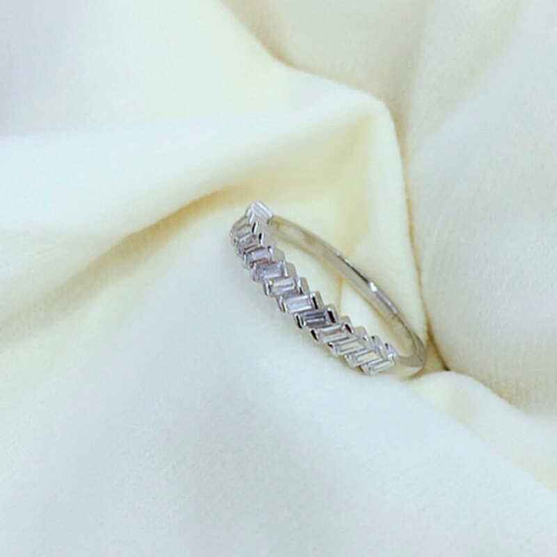 Sequential Baguette Stone Women's Silver Ring