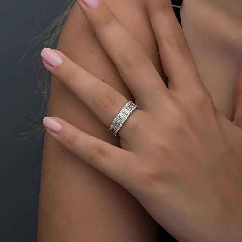 Sequential Baguette Stone Women's Silver Ring