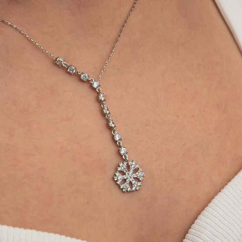 Sequential Zircon Stone Snowflake Women's Silver Pendant