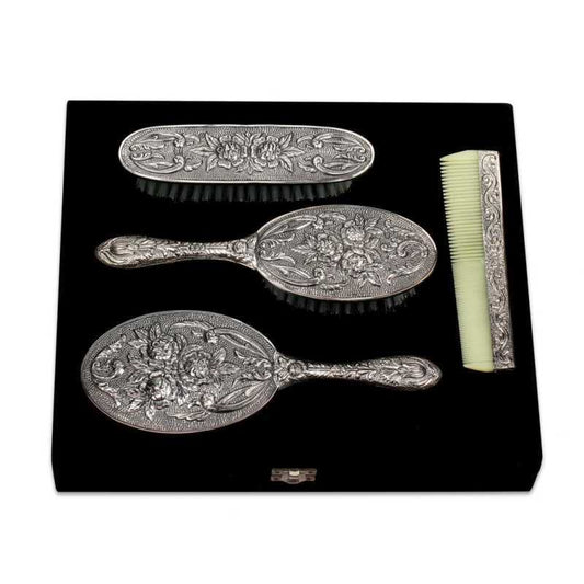 Ensemble de 4 peignes et brosses à miroir argenté
