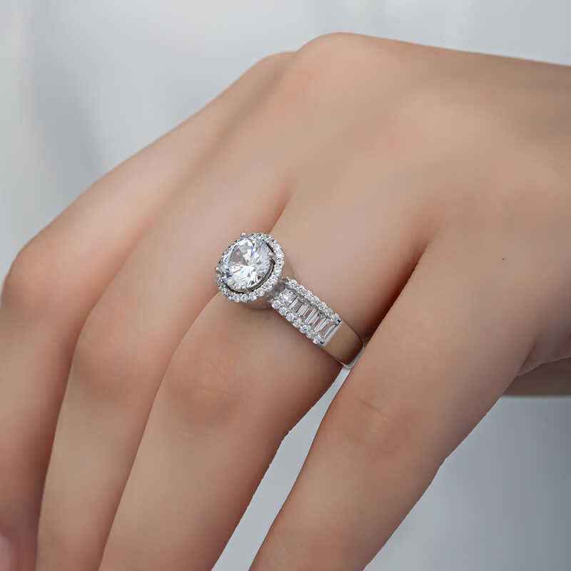 Single Stone Women's Silver Ring
