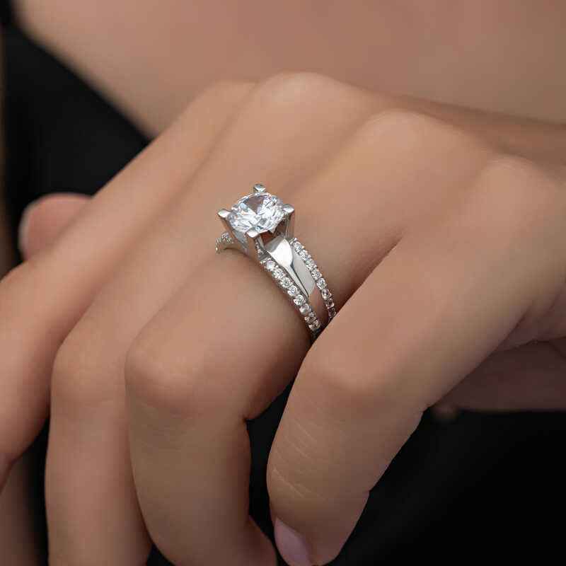 Single Stone Women's Silver Ring