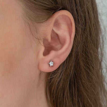 Single Stone Star Stud Women's Silver Earrings