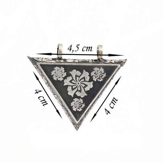 Silver Triangular Openable Flower Locket Necklace