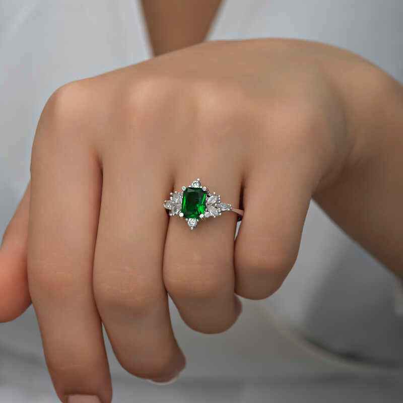 Green Baguette Stone Women's Silver Ring