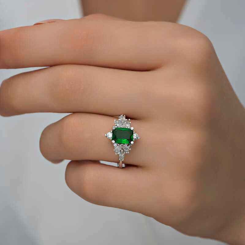 Green Baguette Stone Women's Silver Ring