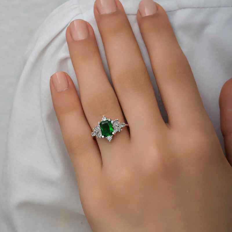 Green Baguette Stone Women's Silver Ring