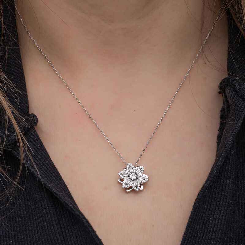 Star Baguette Stone Rotating Stress Women's Silver Necklace
