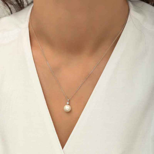 Round Pearl Women's Silver Necklace