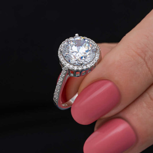 Round Mount Single Stone Women's Silver Ring