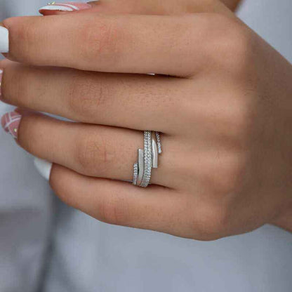 Zircon Stone Women's Silver Ring