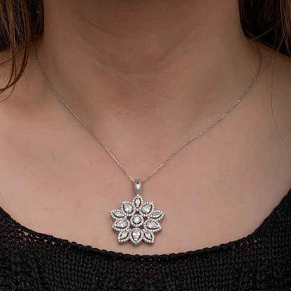 Zircon Stone Flower Women's Silver Set