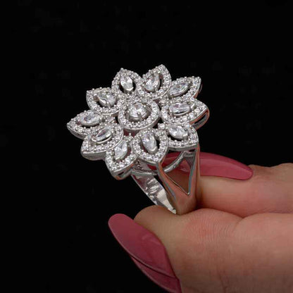 Zircon Stone Flower Women's Silver Set