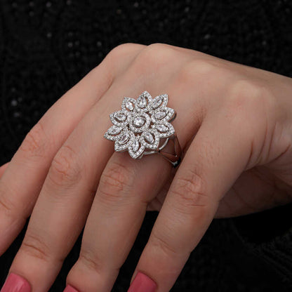 Bague en argent pour femme avec fleur en zircon