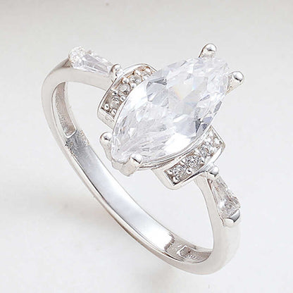 Bague en argent pour femme avec pierre de zircon blanc