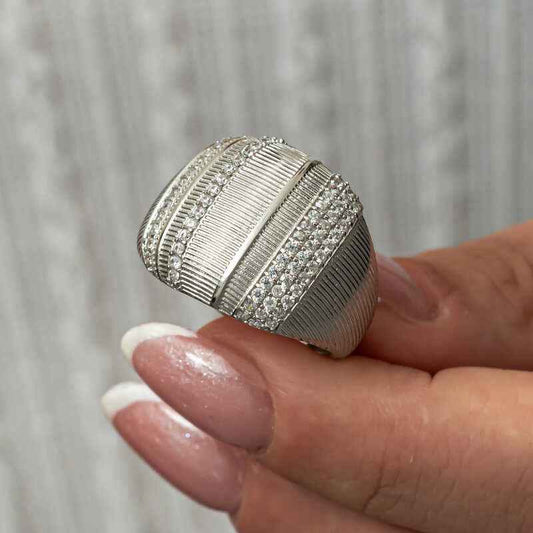 Zircon Stone Women's Silver Ring