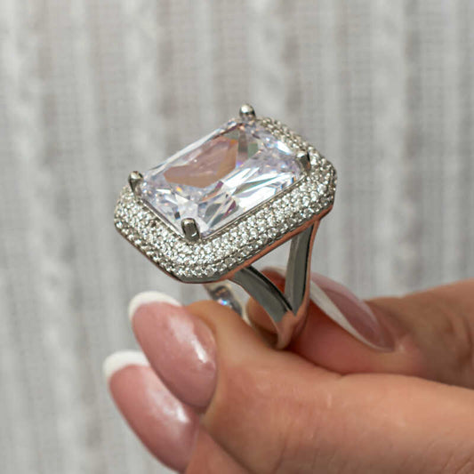 Zircon Stone Women's Silver Ring