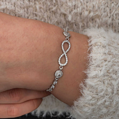 Bracelet en argent pour femme avec pierre de zircone et infini