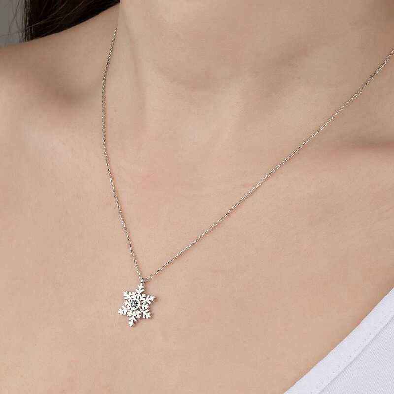 Swarovski Stone Snowflake Women's Silver Necklace