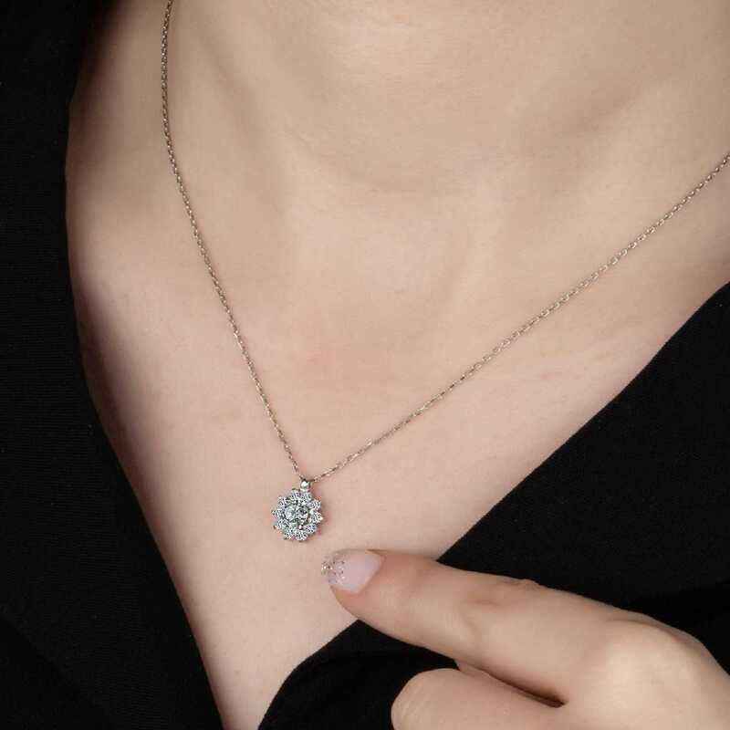 Swarovski Stone Single Stone Women's Silver Necklace
