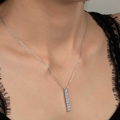 Collier en argent à sept pierres Swarovski pour femme