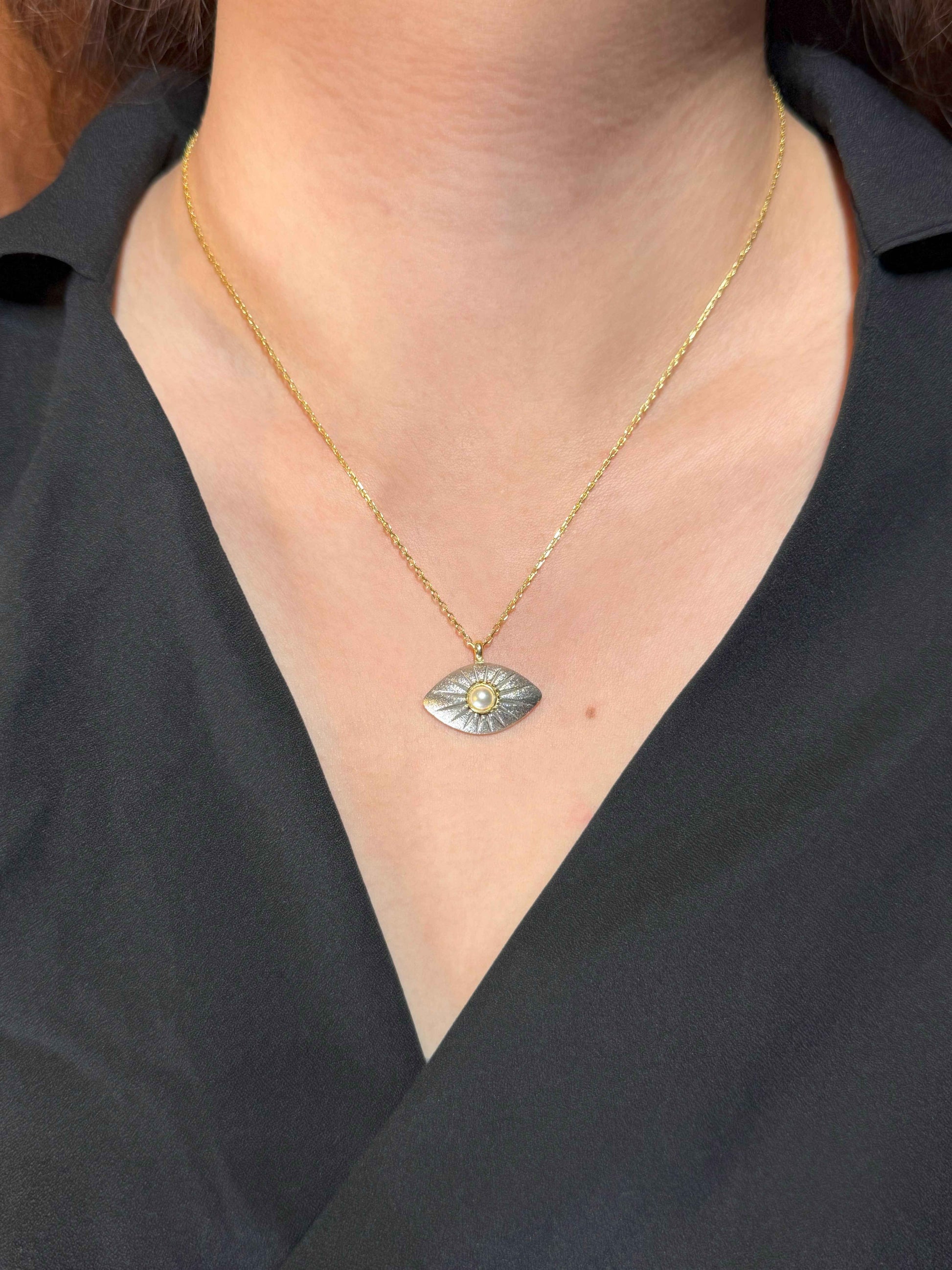 Pearl Eye Silver Necklace